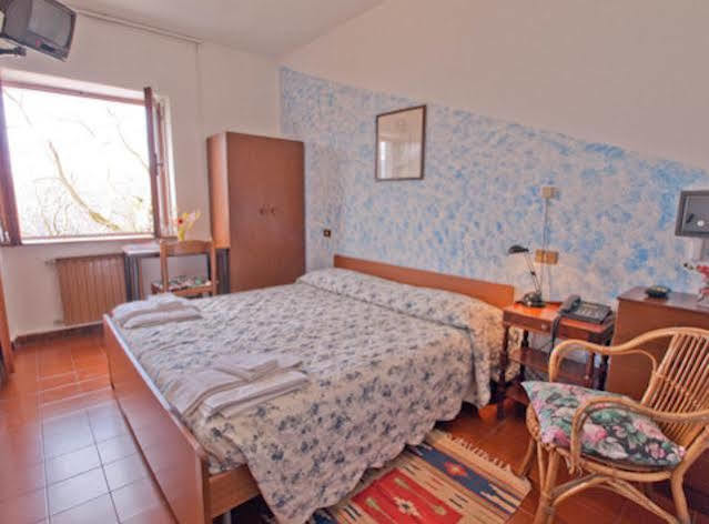 Hotel Rondanino Lanzo D'intelvi Exterior photo