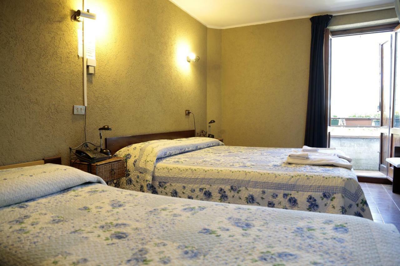 Hotel Rondanino Lanzo D'intelvi Exterior photo